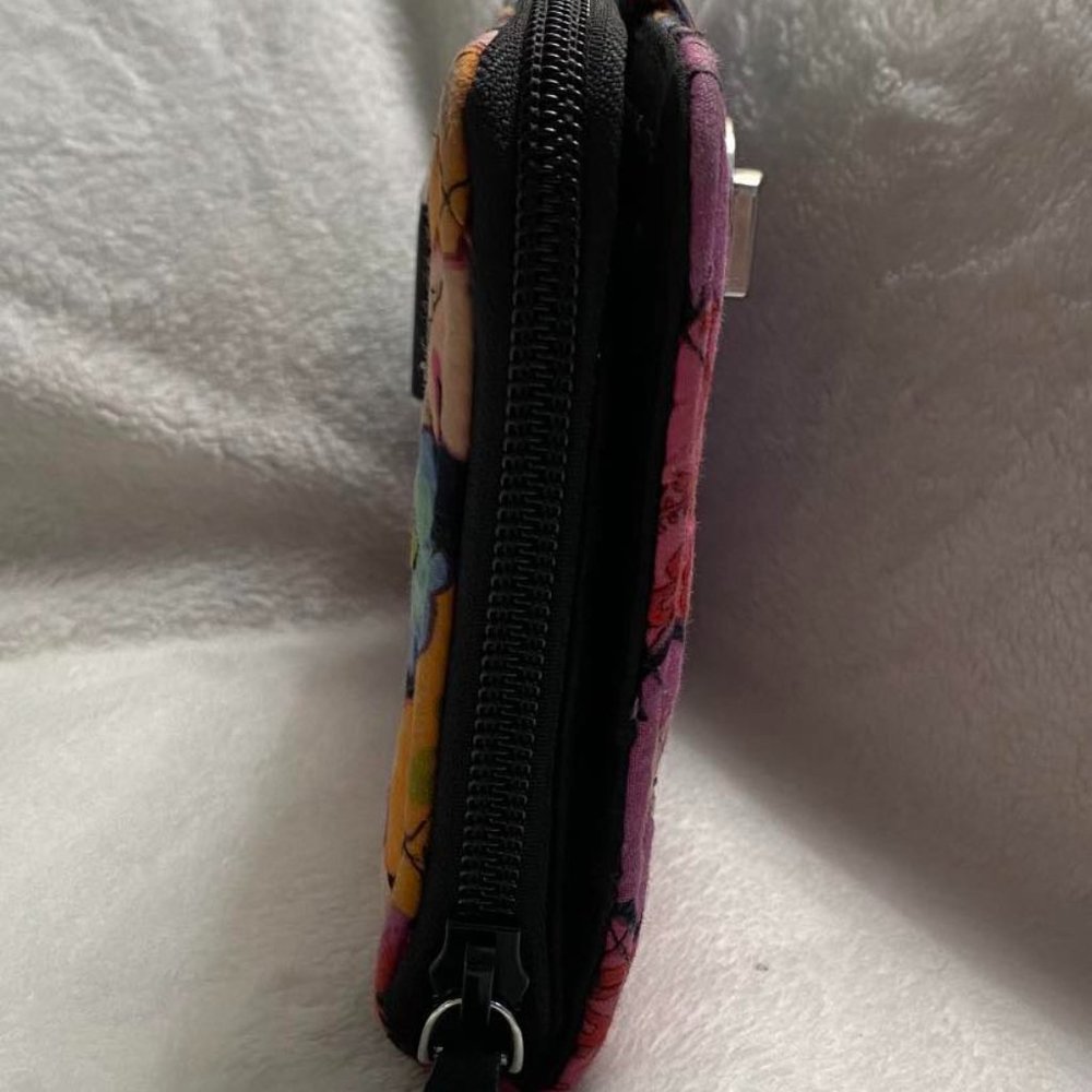 Vera Bradley Floral Fiesta RFID Turnlock (Large) Wallet - Picture 5 of 16